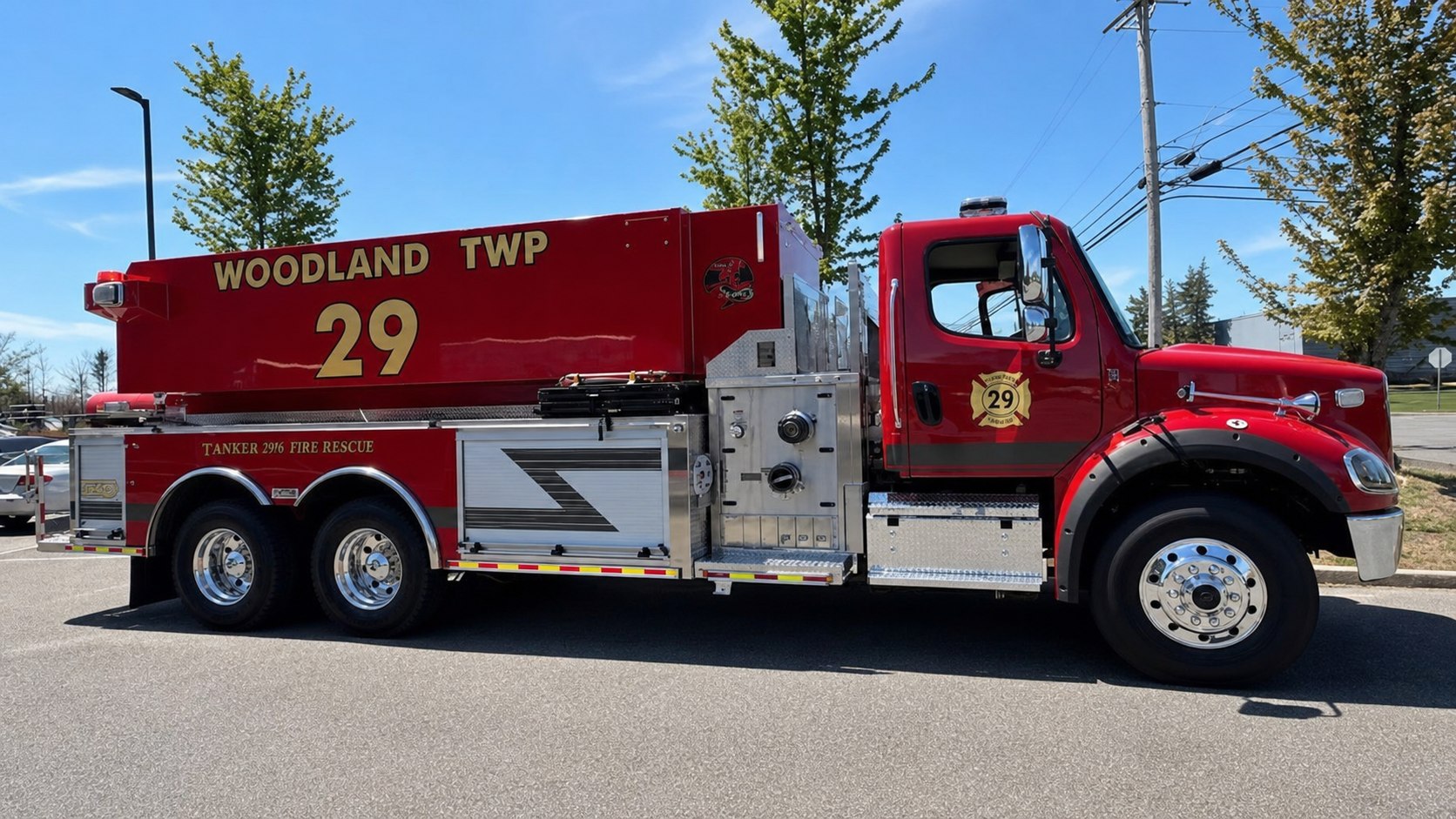 Woodland Township Fire Rescue Tanker 2916